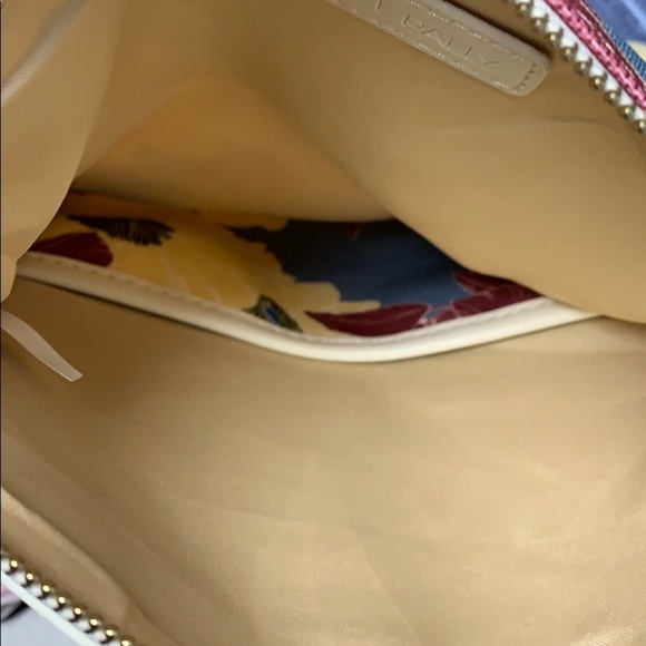 Rachel Pally Clutch. New.  Floral Print. Zipper - Picture 5 of 5